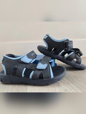 Kids Rockport Open-Toe Sport Sandals in Dark and Light Blue